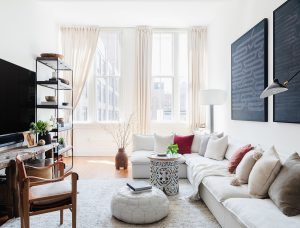 להחדיר דרמה לסלון שלך עם עומק דרמטי: הרם את המרחב שלך עם תמונה מודגשת